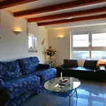 Gesindehaus Charis Nahe Europa Park Mit Eingezaeuntem Garten Ideal Fuer Hunde Paare Und Familien كيبينهايم