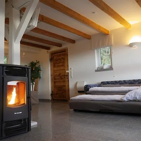 Gesindehaus Charis *