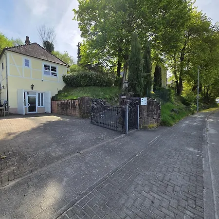 Gesindehaus Charis Nahe Europa Park Mit Eingezaeuntem Garten Ideal Fuer Hunde Paare Und Familien بيت للعطل *