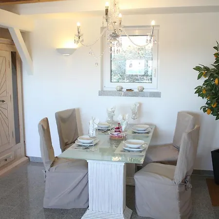 Gesindehaus Charis Kippenheim