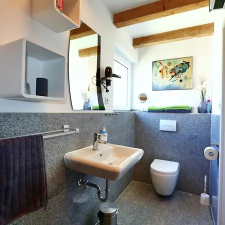 Gesindehaus Charis *