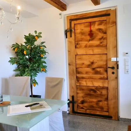 別荘 Gesindehaus Charis Nahe Europa Park Mit Eingezaeuntem Garten Ideal Fuer Hunde Paare Und Familien キッペンハイム