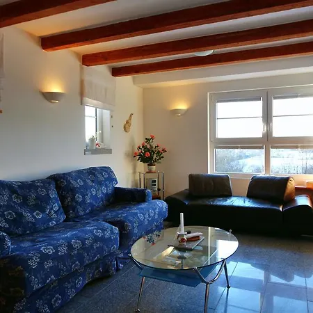 Gesindehaus Charis كيبينهايم