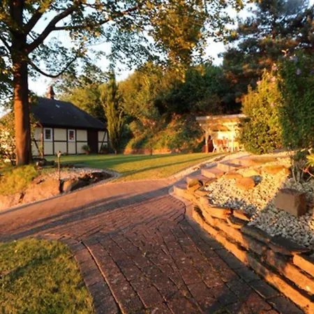 Gesindehaus Charis Nahe Europa Park Mit Eingezaeuntem Garten Ideal Fuer Hunde Paare Und Familien Kippenheim
