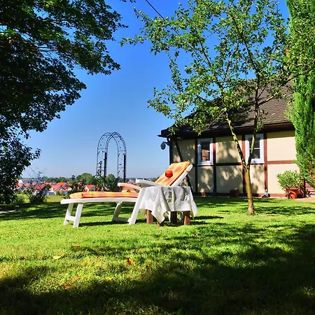 بيت للعطل Gesindehaus Charis Nahe Europa Park Mit Eingezaeuntem Garten Ideal Fuer Hunde Paare Und Familien كيبينهايم