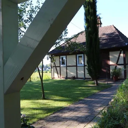 Feriehus Gesindehaus Charis Nahe Europa Park Mit Eingezaeuntem Garten Ideal Fuer Hunde Paare Und Familien *